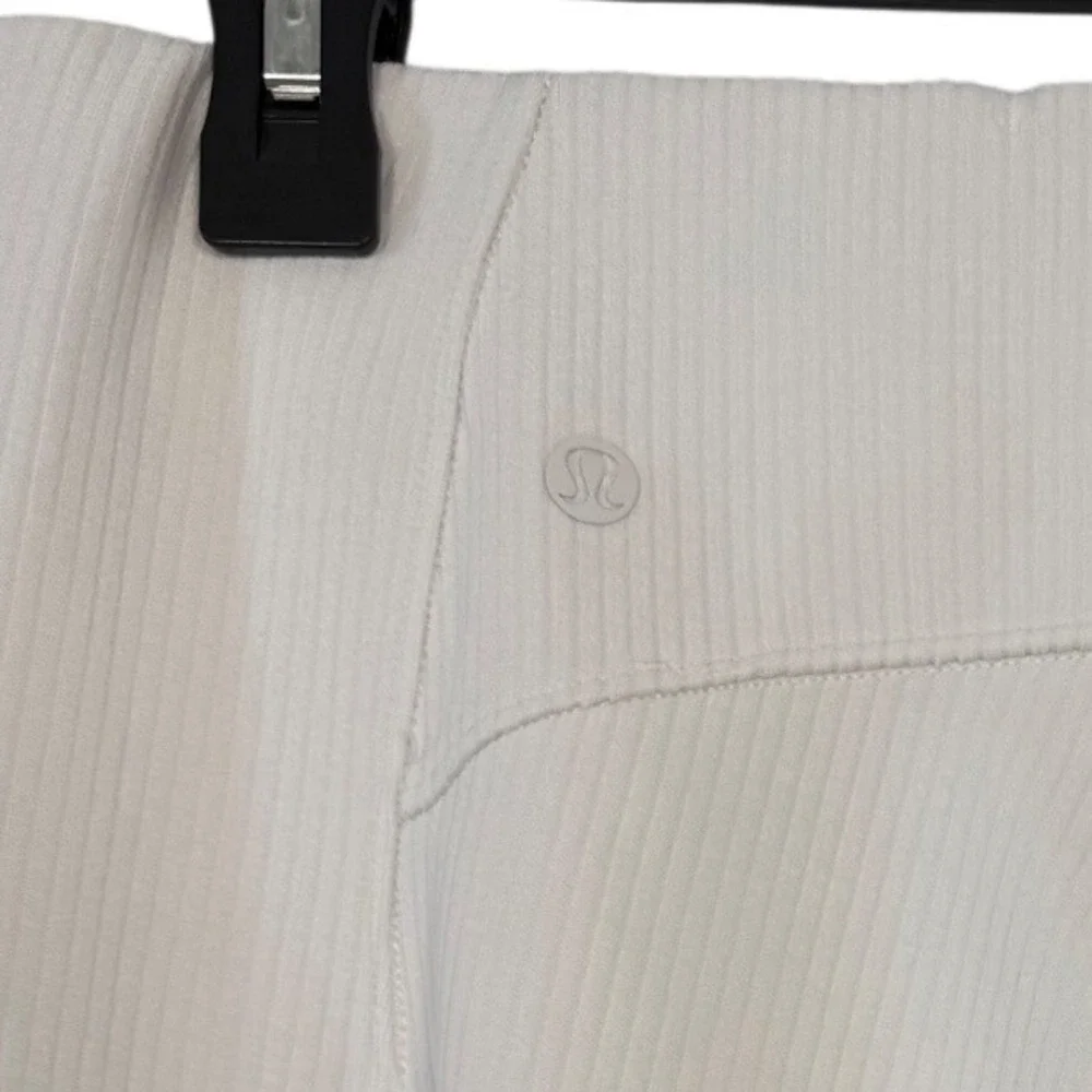 Lululemon Ribbed Softstreme Zip-Leg High-Rise Cropped Pants 25